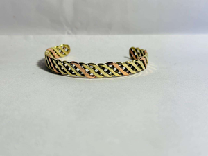 Brazaletes de Aleación de Cobre Sostenibles Hechos a Mano para Unisex, Brazalete Abierto Trenzado, Ajustable, Moderno, para Uso Diario y Fiestas - Product Image 4