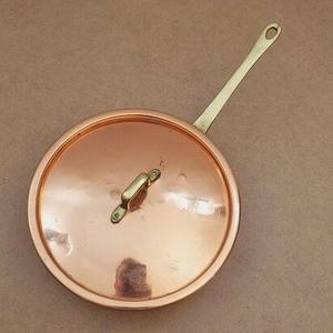 Casserole en cuivre martelé haut de gamme avec couvercle, pot de cuisson en cuivre premium avec longue poignée pour la cuisine et la restauration - Product Image 1