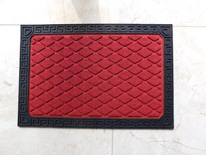 Paillasson moderne en caoutchouc rectangulaire noir à motif géométrique pour entrée et escaliers - Product Image 3