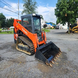 Chargeuse compacte sur chenilles Kubota SVL75-3 d'occasion à prix abordable avec caractéristiques clés : moteur, roulement, pompe, boîte de vitesses, PLC - Product Image 5