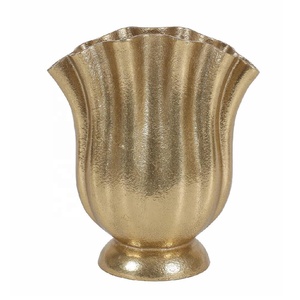 Metal <b>Gold</b> Luxury Flower <b>Vase</b> for Showcase Display Living Room & Office Home Decorative Flower <b>Vase</b> Home Decor Accessories - Product Image 5