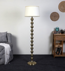 Lámpara de Pie Moderna de Lujo con Pantalla de Tela y Hierro Blanco, Base de Hierro, Desmontable, OEM ODM, Bajo MOQ, Precio de Fábrica, Venta al Por Mayor, Suministro a Granel - Product Image 3