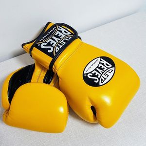 Guantes de Boxeo Muay Thai Celeto Rays de Cuero PU, OEM Profesional, Correa Ajustable, Protección UV, Ligeros e Impermeables - Product Image 3