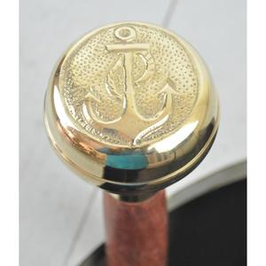 Canne de marche au design traditionnel, idéale pour les messieurs, en bois poli, durable, avec poignée en laiton, prise en main facile - Product Image 4