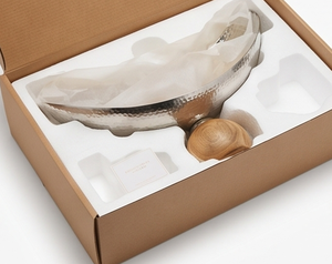 Bol en métal artisanal moderne avec base en boule de bois, finition polie, accent décoratif pour table - Product Image 5