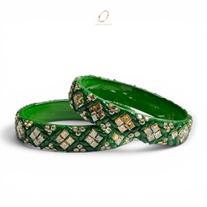 Nouvelles bracelets en verre de luxe vert de designer, style cachemire, pour mariage, vente en gros, fabricant de bijoux indiens - Product Image 3