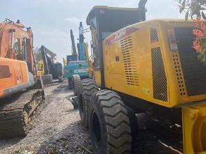 Niveleuse d'occasion fiable avec moteur SDEC de 140 kW et poids opérationnel de 16 tonnes, idéale pour la construction routière et la préparation des chantiers - Product Image 2