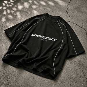 Camiseta de Manga Corta Extra Grande para Hombre Snowgrace con Ribete en Contraste, Estilo Deportivo, Tejido Jersey, Cuello Redondo, Diseño con Letras Impresas - Product Image 4