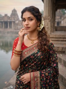 Sari en soie pashmina Rajwada de luxe, teint à la main, collection Royal Grace, motif floral Majesté, Meenakari, collection Héritage, pour mariage et fête, pour femme - Product Image 3
