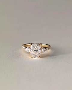 Luxury Style 3.01CT Radiant Cut Trilogy Diamond <b>Ring</b> Lab Grown 14K Solid Gold Engagement Wedding <b>Proposal</b> Fine Jewelry For Bride - Product Image 1