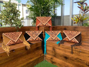 กระเป๋าทรงซองจดหมายหนังกลับสะพายข้างเป็นเครื่องมือหนังกลับสไตล์ตะวันตกกระเป๋าสะพายไหล่โบฮีเมียนแกะสลักลายดอกไม้หนังแท้ - Product Image 4