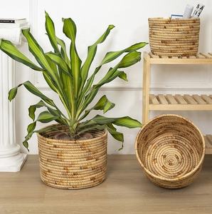 Cesta de almacenamiento de algas marinas hecha a mano al por mayor organizador de mimbre tejido jacinto de agua para decoración del hogar - Product Image 2