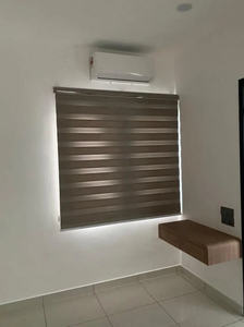 Store vénitien électrique moderne minimaliste EX10-SUPER Zebra intégré, à double bande unie, occultant, avec contrôle de la lumière pour l'intérieur d'appartement - Product Image 5