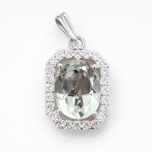 Pendentif unisexe minimaliste Rhaya Jewels en argent sterling 925 plaqué rhodium avec améthyste verte taille ovale 3,6g sertie griffe solitaire - Product Image 1