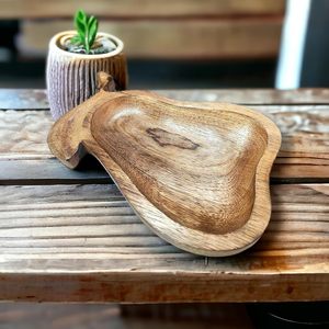Pear Designed Wooden Serving Tray Standard Quality Serving Tray Durable Portable Platter Eco Friendly Durable Available Usage - Product Image 3