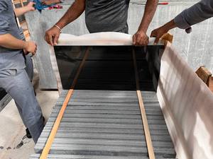 Granit Noir Absolu Directement des Mines, Populaire pour son Teinte Noire Uniforme, Finition Polie, Application Durable pour Sols - Product Image 2