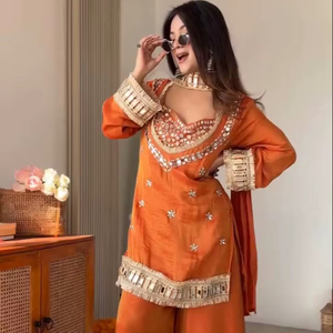 Conjunto Premium Fendy de Kurti y Sharara con Bordado de Espejo y Dupatta – Colección Festiva - Product Image 1