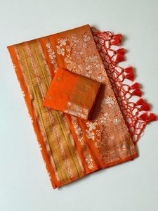 Sari de Seda Pura Chinya con Tejido Jacquard Doble Jari – Diseño Floral con Pallu Rico y Borlas - Product Image 3