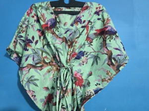 Caftán indio hecho a mano de algodón con estampado de pájaros, vestido ligero con estampado de pájaros, ropa de playa cómoda, estilo bohemio. - Product Image 3