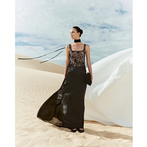 Nueva Colección de Elegantes Vestidos para Mujer, Vestido Largo Transparente LUMINA, Vestidos Maxi sin Mangas con Corte en A, Elegantes para Mujer, Hechos en Vietnam - Product Image 1
