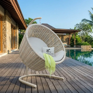 Elegante Silla Colgante de Ratán PE con Soporte Resistente, Diseño Contemporáneo, Muebles ATC Modelo Costa para Jardín y Ocio - Product Image 1
