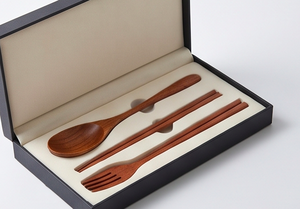 Ensemble de couverts en bois pur, fourchette, couteau et cuillère, finition naturelle, parfait pour les dîners à la maison, les mariages et une utilisation élégante en cuisine - Product Image 6