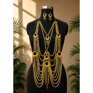 Exquisito Juego de Joyería Bohemia para Mujer, Chapado en Oro y Cobre, para Boda, Compromiso o Fiesta, Collar y Aretes con Borlas de Filigrana Dorada - Product Image 3