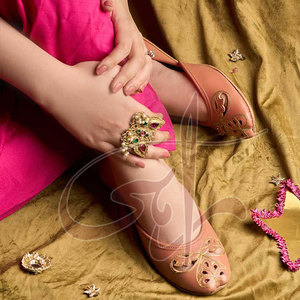 Chaussures Khussa pour femmes, antidérapantes, couleur et logo personnalisés, haute qualité, tendance mode, imprimées, faites à la main, taille personnalisée, vente en gros, sur mesure - Product Image 2