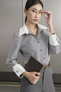 Camisa al por mayor con cuello vuelto (cuello de punta) elegante/estilo oficina/minimalista coreano CLARE Camisa clásica a rayas KA63 - Product Image 6