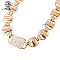 Collier chaîne cubaine plaqué or 18 carats de qualité export, avec perles d'eau douce et moissanite serties pavé, chaîne statement unisexe de luxe