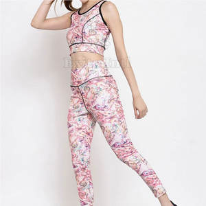 Conjunto de Yoga Sublimado para Mujer, Impresión Personalizada, Ropa Deportiva de Alta Elasticidad, Leggings Sublimados para Mujer - Product Image 3