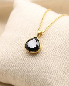 Collar con Colgante de Turmalina Negra en Forma de Lágrima, Cadena Chapada en Oro y Plata, Cristal Curativo, Protección, Piedra Energética, Joyería, Regalo - Product Image 1