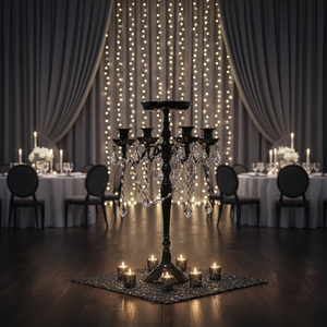 Candélabre de table en métal noir fait main, personnalisé avec cristaux suspendus et plateau carré pour décoration de centre de table - Product Image 3