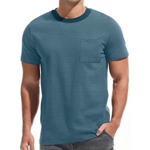Camiseta de Algodón de Color Sólido para Hombre, Manga Corta, Cuello Redondo, Corte Regular, Informal, Tejida, con Bolsillo y Ribete en Contraste - Product Image 1