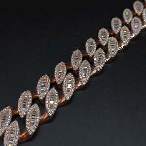 สร้อยคอเงินแท้ 925 ชุบทองคำสีกุหลาบ แบบ Cuban Link ประดับเพชร VVS Moissanite ทรงบาแกตต์ สไตล์ฮิปฮอป สำหรับงานปาร์ตี้ พร้อมใบรับรอง - Product Image 2