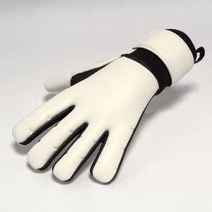 Gants blancs de haute qualité pour le football, gants de gardien de but professionnels personnalisés, fabriqués en cuir de qualité. - Product Image 3