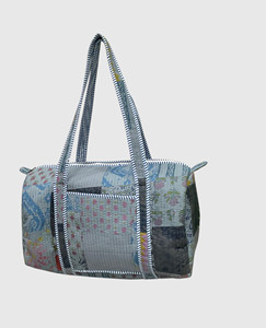Gray Floral <b>Patchwork</b> Quilted Duffel <b>Bag</b> Weekender Travel Tote with Zipper Large Capacity - Product Image 4