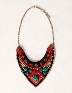 ARTESANÍA DE CRISTAL ¡EN STOCK! Collar de Coral Hecho a Mano, Gargantilla Africana con Cuentas de Madera, Estilo Exagerado y Personalizado - Product Image 3