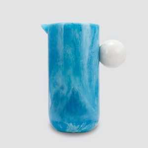 เหยือกเรซิ่น Velloria Luxe งานแฮนด์เมดระดับพรีเมียม ตกแต่งด้วยอีพ็อกซี่สีเบอร์กันดีอย่างมีศิลปะ เหมาะสำหรับตกแต่งโต๊ะสไตล์โมเดิร์น - Product Image 6