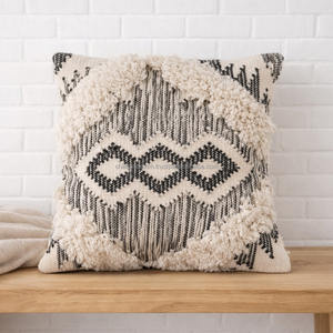 Housse de coussin en coton style bohème pour la maison, motif losanges noir et blanc, pour salon, par le fabricant de housses de coussin bohèmes - Product Image 5