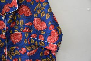 Conjunto de Pijama de Algodón Estampado a Mano Artesanal, Color Índigo Azul con Diseño Floral, Ropa de Dormir de Verano, Camisa de Manga Corta y Pantalones Cortos Tipo Bóxer, Transpirable - Product Image 3