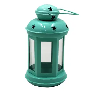家居装饰玻璃和铁优雅时尚金属灯笼，用于花园装饰，浅绿色粉末涂层成品