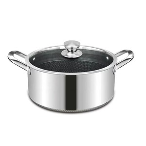 Cacerola de acero inoxidable de la más alta calidad con tapa de vidrio resistente, lo que la hace adecuada tanto para cocineros caseros como para profesionales. - Product Image 1