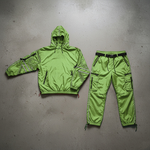 Custom Oversize Sportwear Streetwear Casual Winter Hooded Breathable Sweatsuit <b>Reflective</b> <b>Jacket</b> Jogger Set Windbreaker - Product Image 5