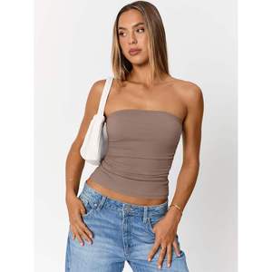 Haut court bandeau côtelé à carreaux pour femme, sans bretelles, avec volants, coupe ajustée, sexy et idéal pour les soirées estivales - Product Image 5