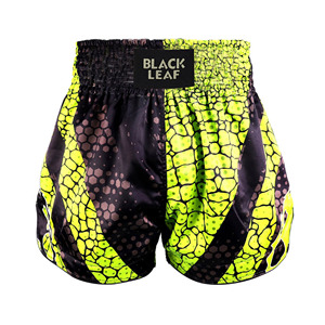 Shorts de boxe thaïlandaise personnalisés, matériau léger de qualité supérieure avec logo d'équipe, fabricant de vêtements de sport OEM dans le monde entier - Product Image 1