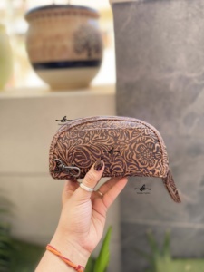 New Arrival Real Handcrafted Tooled Leather Spectacles Case Eyeglasses Holder Unisex Reading Glass Sleeve Case - Product Image 2
