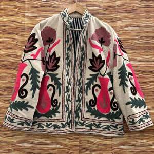 Chaqueta de terciopelo champán premium estilo suzani con bordado floral, cuello alto, estilo bohemio vintage, manga larga, para mujer, otoño. - Product Image 1
