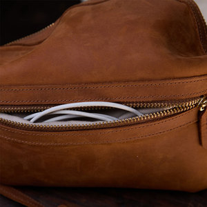 Riñonera de cuero genuino para hombre, impermeable y unisex, con logotipo personalizado, bolsas de cintura de cuero en venta - Product Image 4