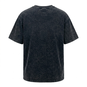Camiseta Gráfica Extra Grande de Estilo Acid Wash para Hombre - Product Image 3